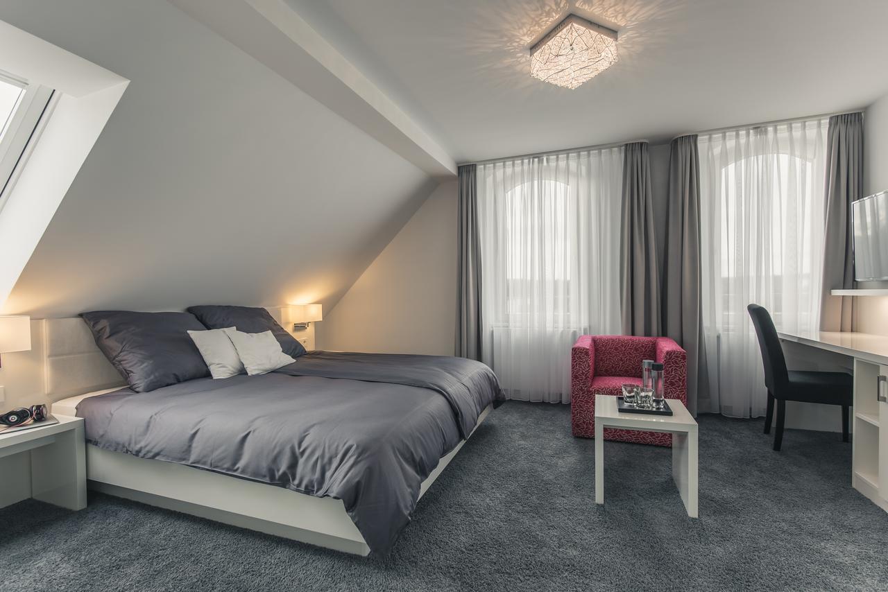 Bed and Breakfast Bahnlounge 1907 Нойенштадт-ам-Кохер Экстерьер фото